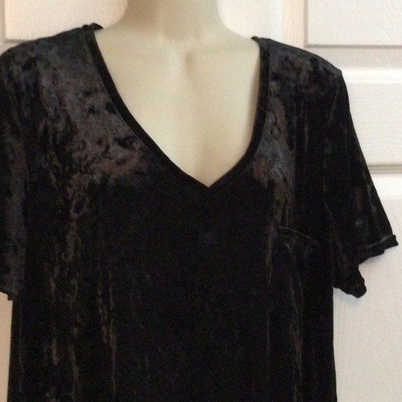 Spring & Mercer V Neck Velvet Top - Picture 2 of 5